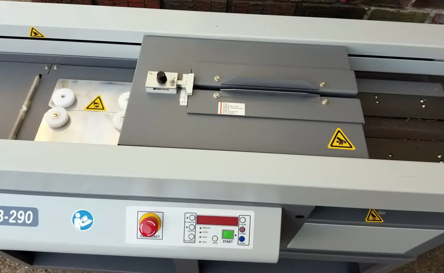 Encuadernadora Duplo para acabados profesionales