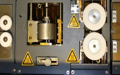 Encuadernadora industrial para libros técnicos